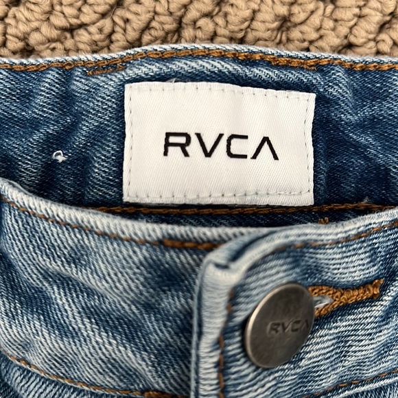 RVCA distressed shorts - Picture 2 of 8